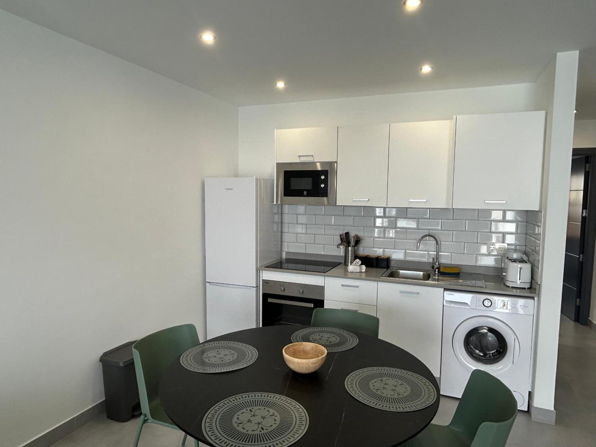 Stunning 2 Bedroom Seafront Apartment Puerto del Carmen  Esterno foto